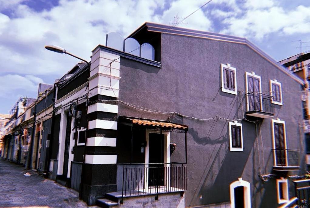 Casa Ferdinandea Apartment Катания Екстериор снимка